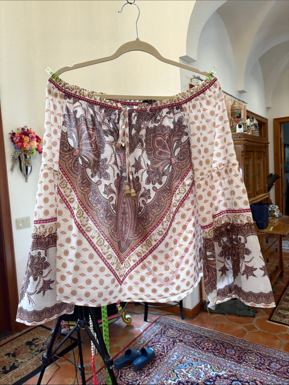Hale Bob Bohemian Off-Shoulder Paisley Blouse in Cream and Brown Size Medium